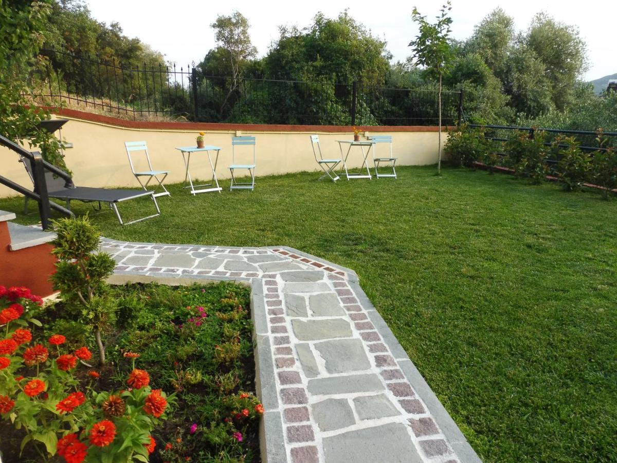 Helianthos Villa - Apartment No1 PalaiónTsiflíkion 外观 照片